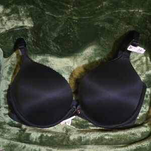 Victoria's Secret Black Body By VICTORIA pushup Bra